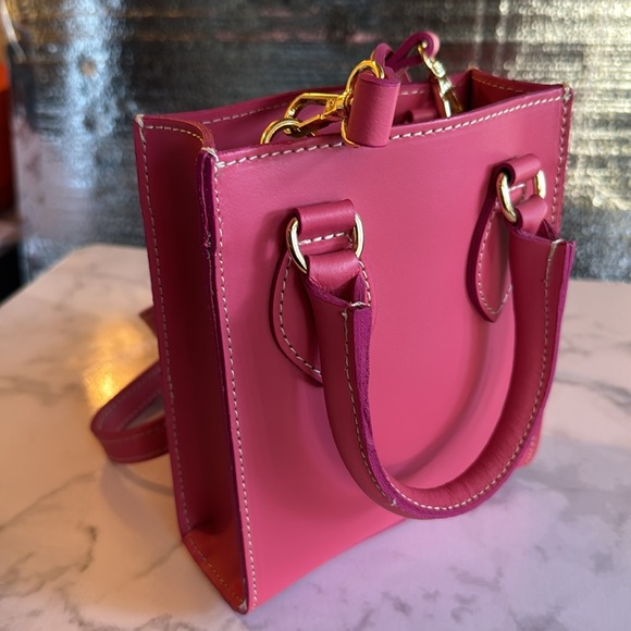 New Anna Paola Leather Crossbody Handbag Fuxia Pink With Long Strap Handles - Picture 3 of 8